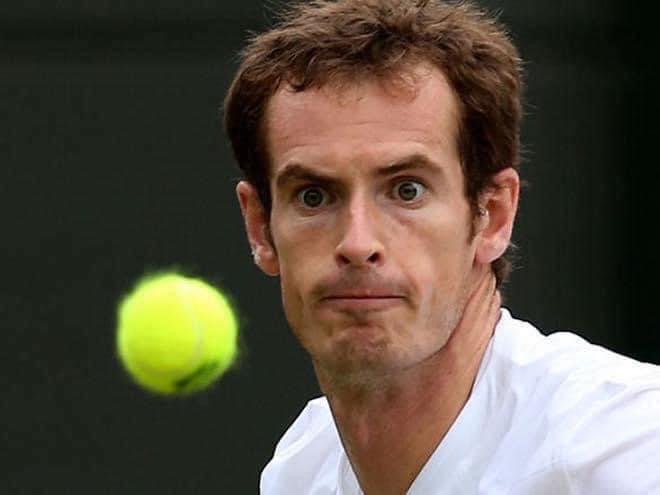Tennisbälle branden