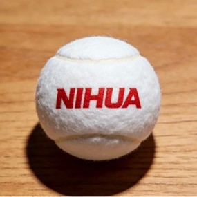 Tennisbälle bedrucken lassen mit Logo